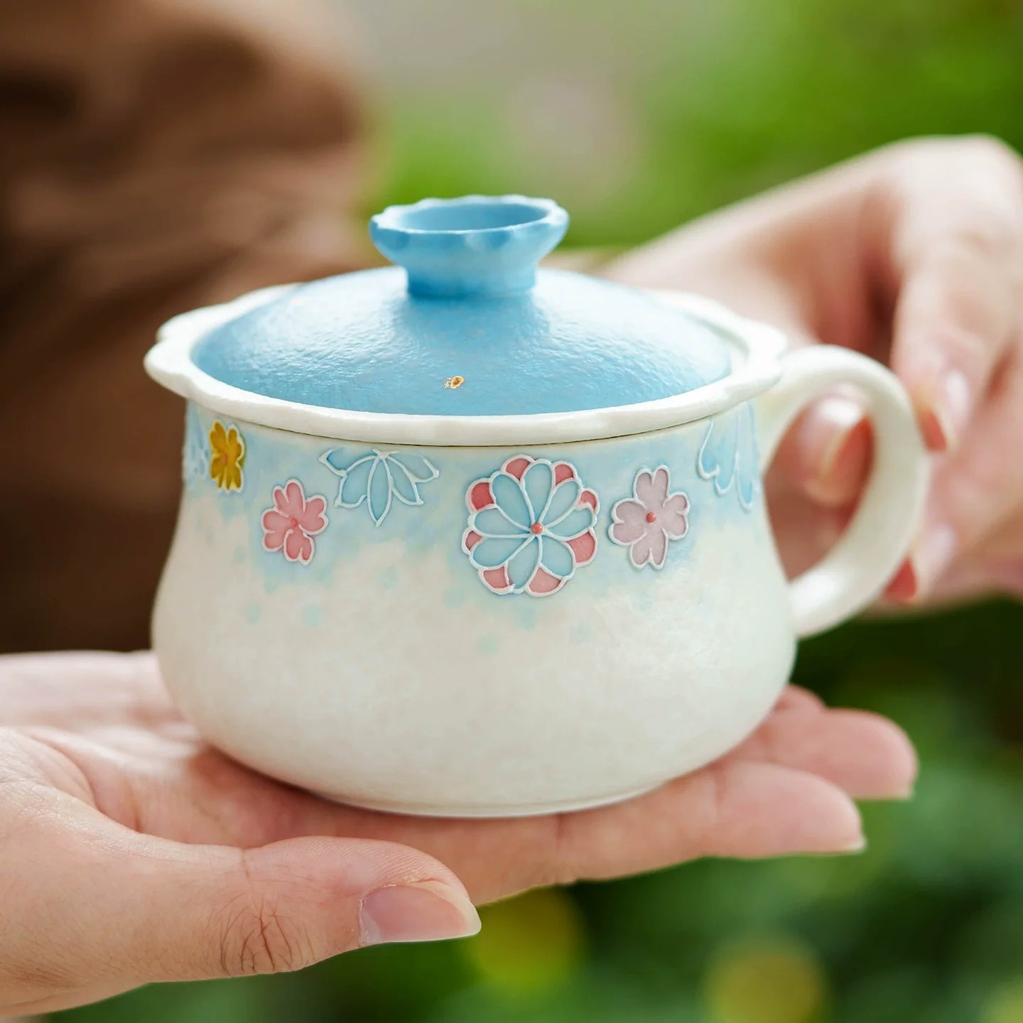 Hand-Painted Blue Floral Ceramic Tea Cup with Lid – 135ml Traditional Gift Box Set-2