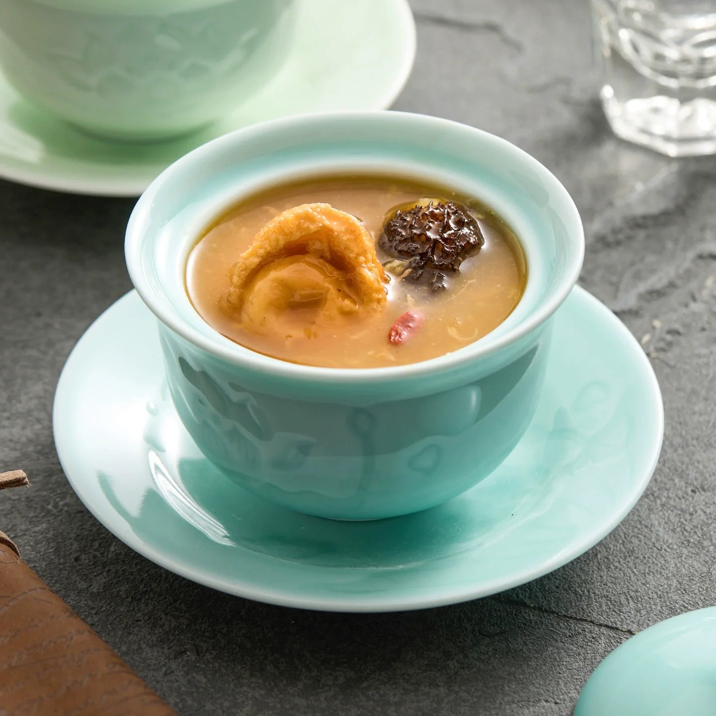 Luxury Porcelain Stewing Cup with Lid & Saucer – Single-Serve Wellness Soup Pot-2